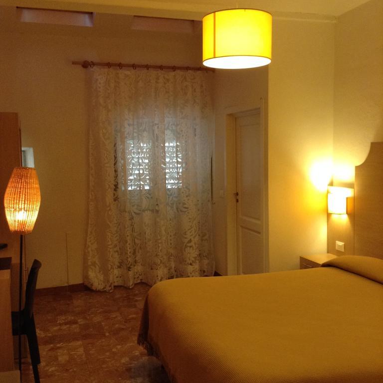 Albergo Giugni Прато Екстер'єр фото